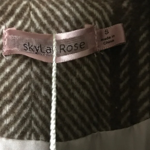 NWT Classic Long Plaid Coat - Picture 4 of 7